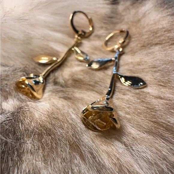Fashion Nova "Final Rose" Gold Tone Dangle Earrings - Picture 2 of 6